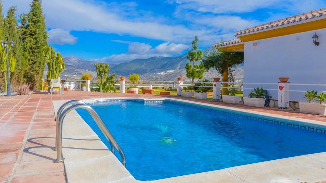 Casa Rocio Y Paloma Vinuela By Ruralidays Villa Exterior photo